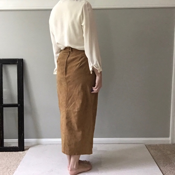SOLD Vintage Suede Pencil Skirt - Picture 4 of 8